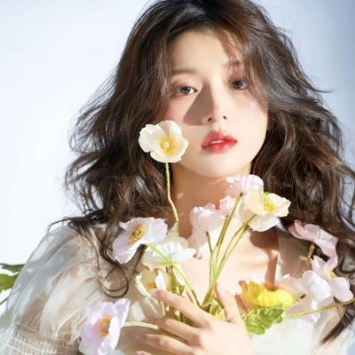 雪梨花开缓缓归